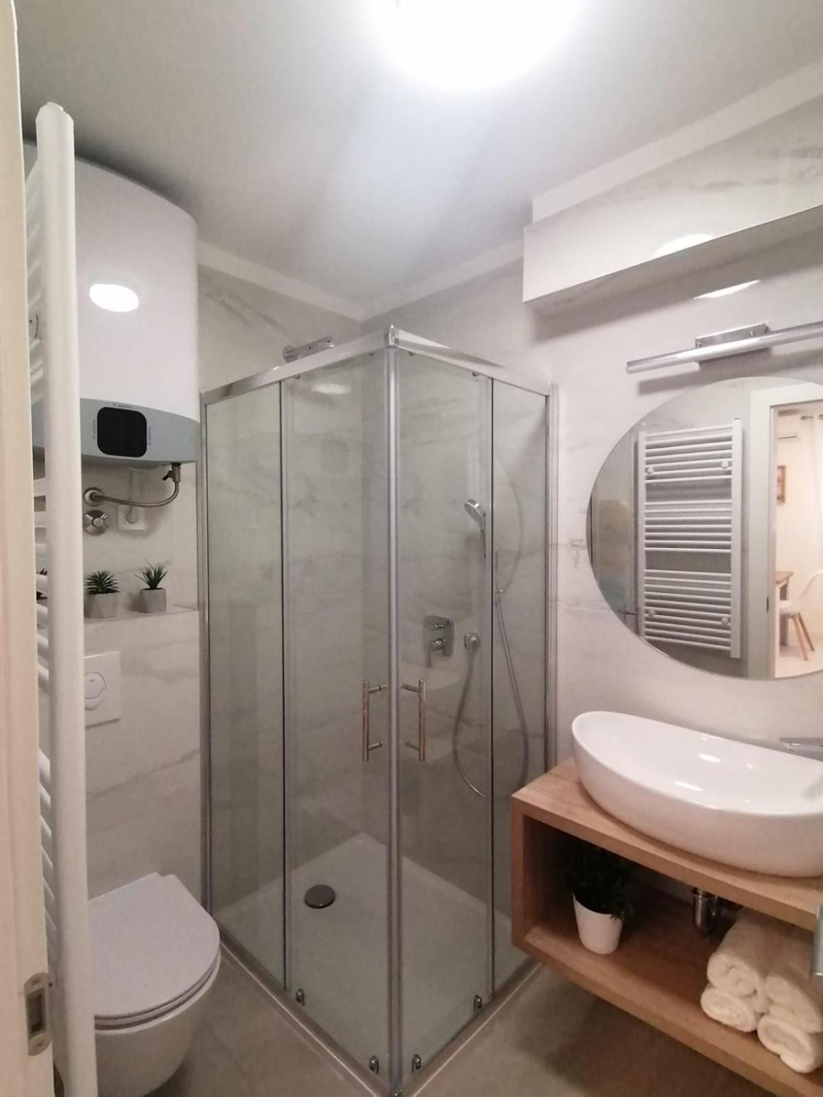 Apartmani Zoric Vodice Habitación foto